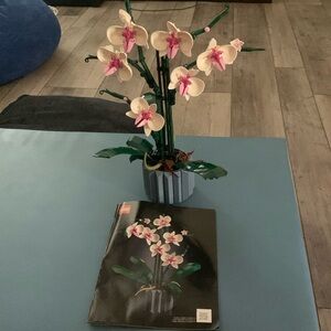 Lego orchid set